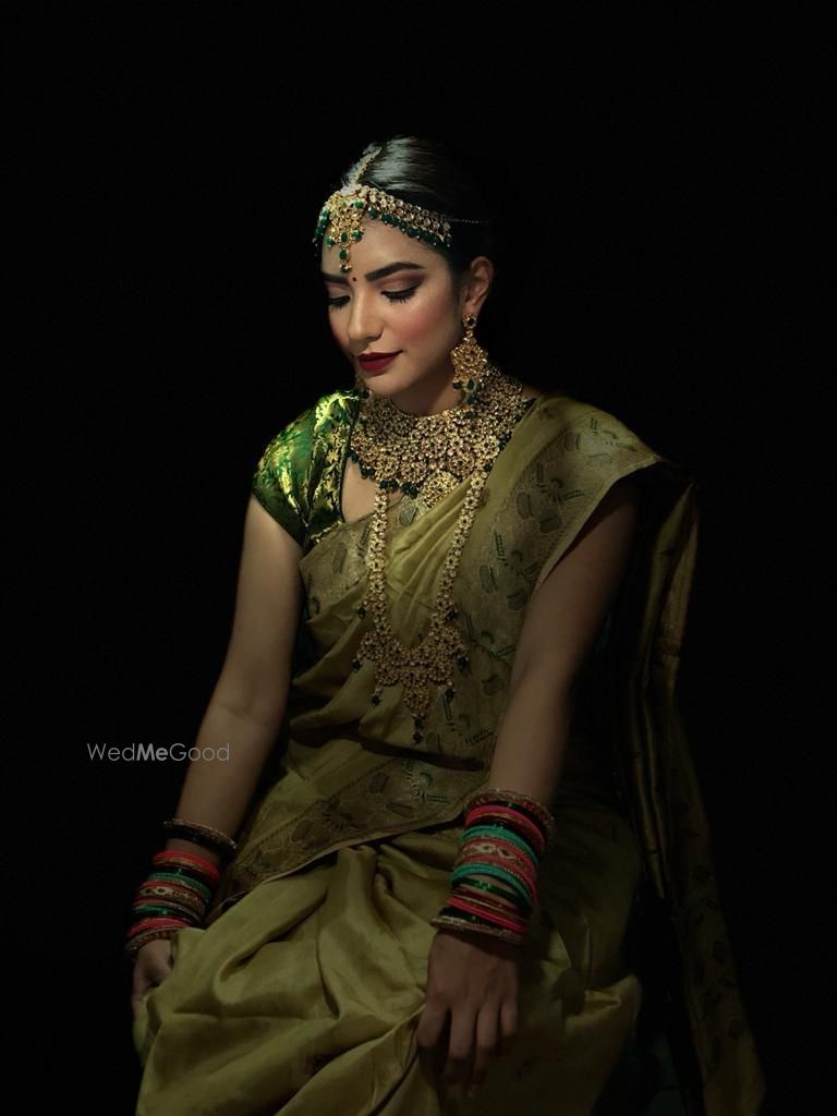 Photo From Bride in Golden Saree - By Sapna Girish 