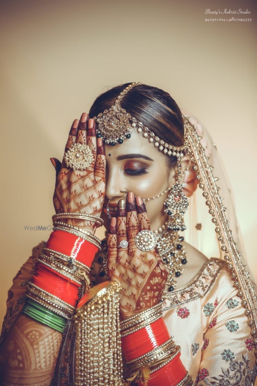 Photo From Kanika’s Wedding Day - Khajuraho  - By Makeup by Mansi Lakhwani