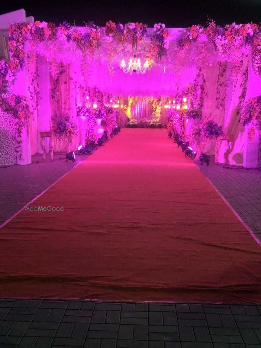 Photo From white and pink theme - By Stardust Wedding Planners