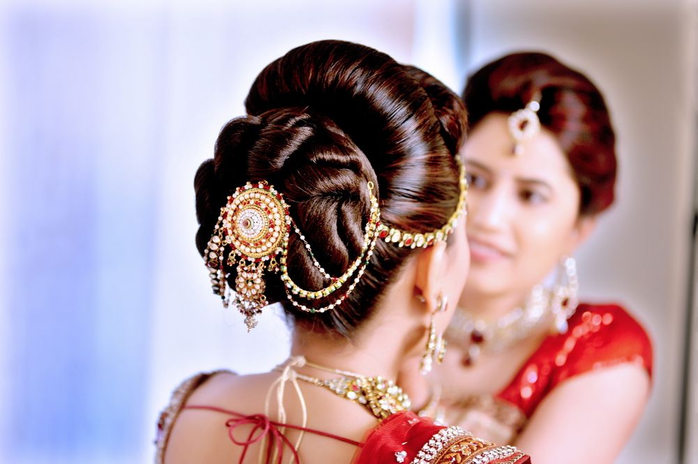 Photo From GETTING READY - By Jhatakia Photographers