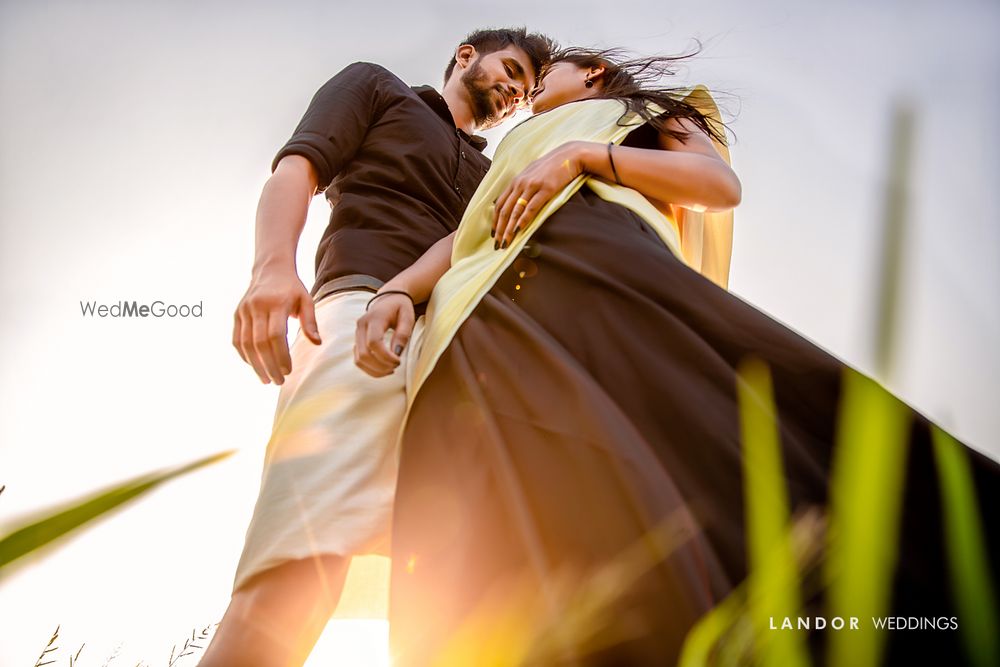 Photo From Athira + Sajesh - By Landor D'zainz