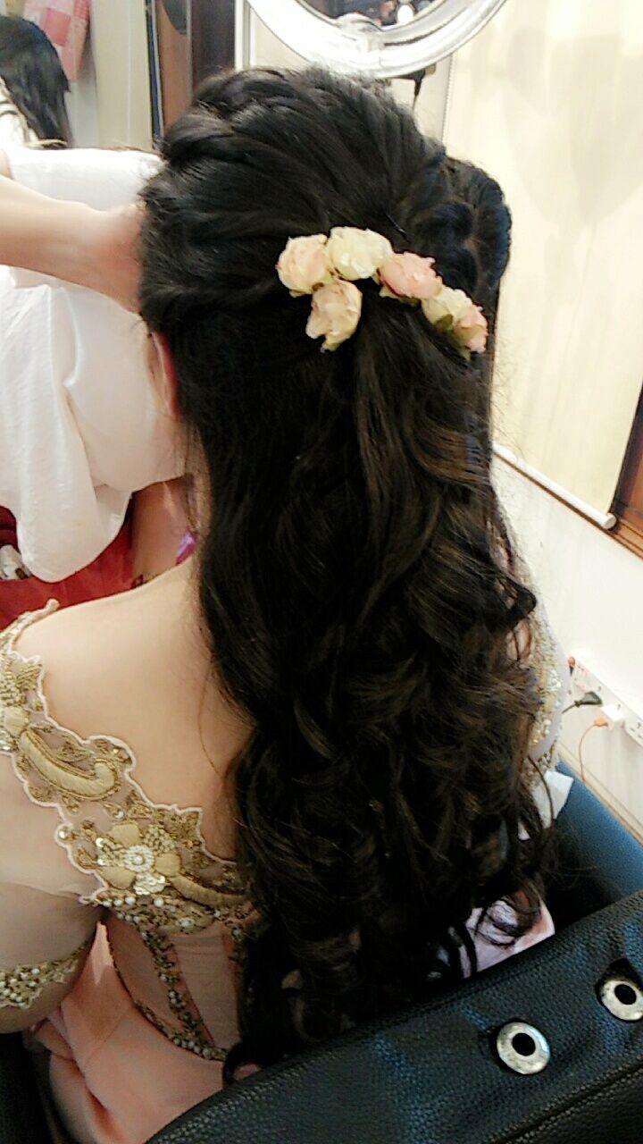 Photo From Wedding hair looks - By Talibansari Makeovers