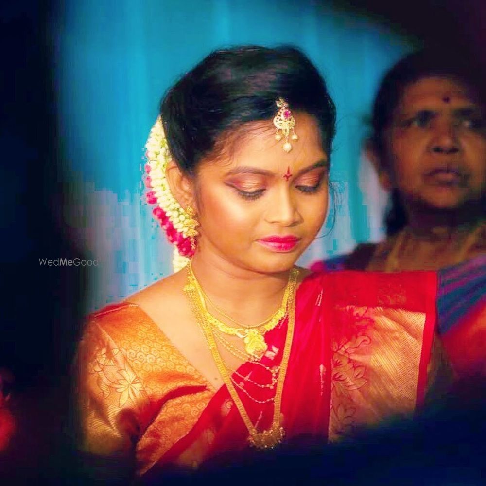 Photo From Bridal - By Hair and Makeup by Bulbul Lakhmna