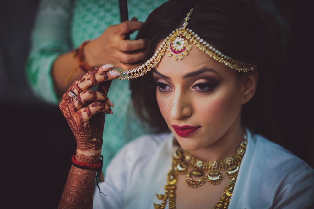 Photo From Bride Getting Ready - By Drashya Photography