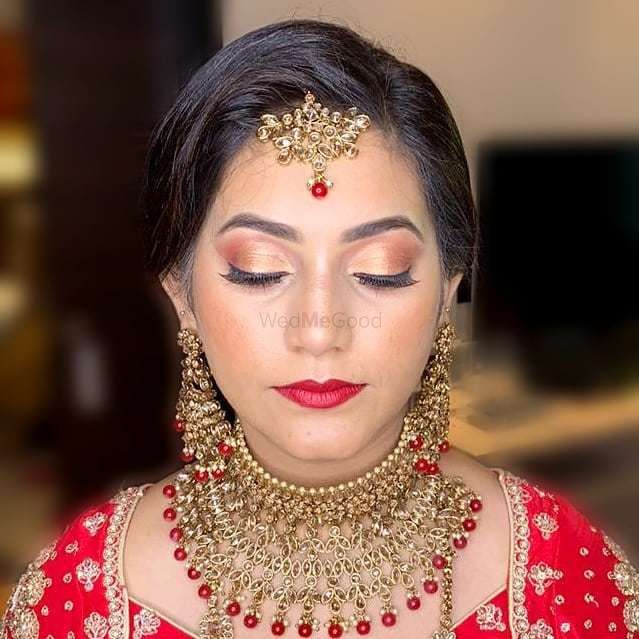 Photo From 2019-20 Traditional Bride - By Bina Punjani Hair Studio