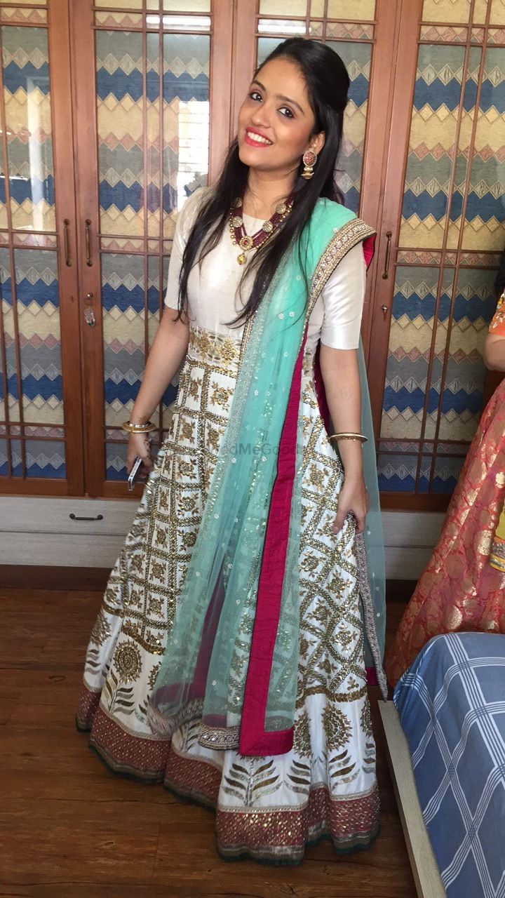 Photo From Brides & Bridesmaid - By Yuti Shah