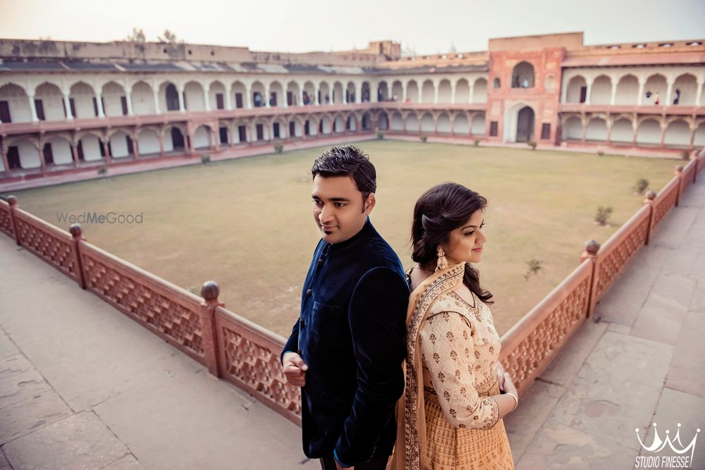 Photo From #YashRaj | Pre wedding | Taj Mahal, Agra - By Studio Finesse