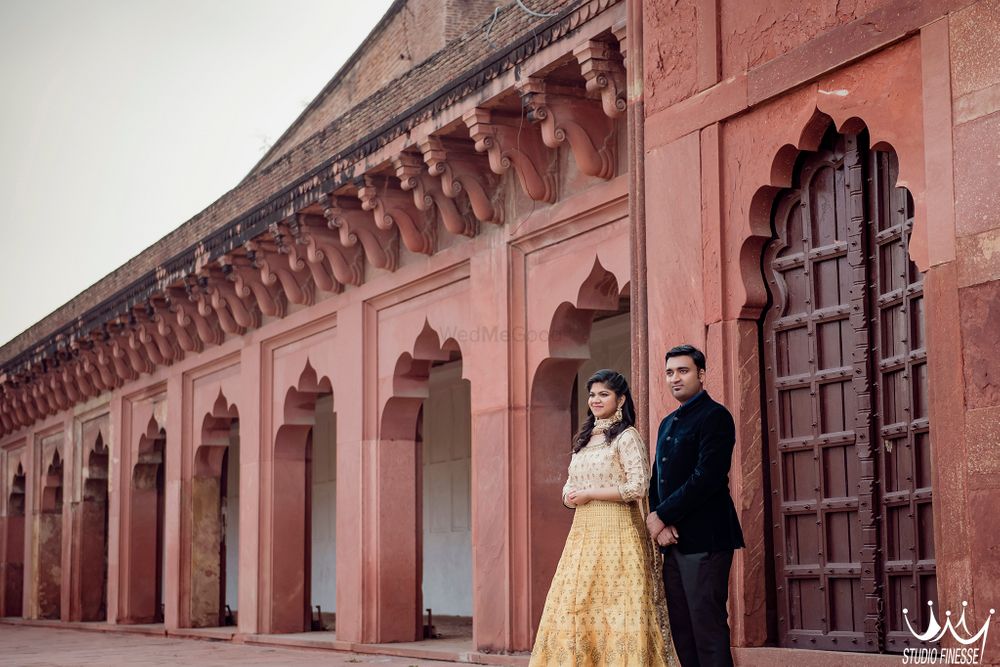 Photo From #YashRaj | Pre wedding | Taj Mahal, Agra - By Studio Finesse