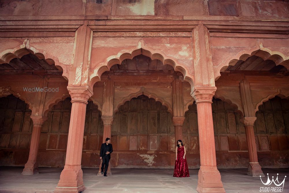 Photo From #YashRaj | Pre wedding | Taj Mahal, Agra - By Studio Finesse