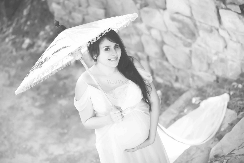 Photo From Maternity Shoot - By Isha Films