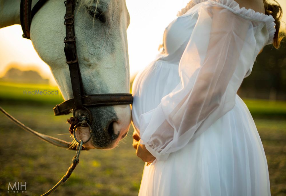 Photo From Tisha & Ankit | Maternity - By Made in Heaven Studios