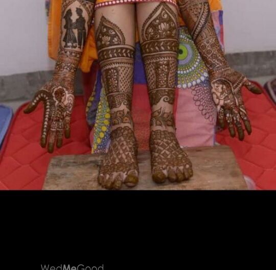 Photo From mehndi - By SHE Celeb Look