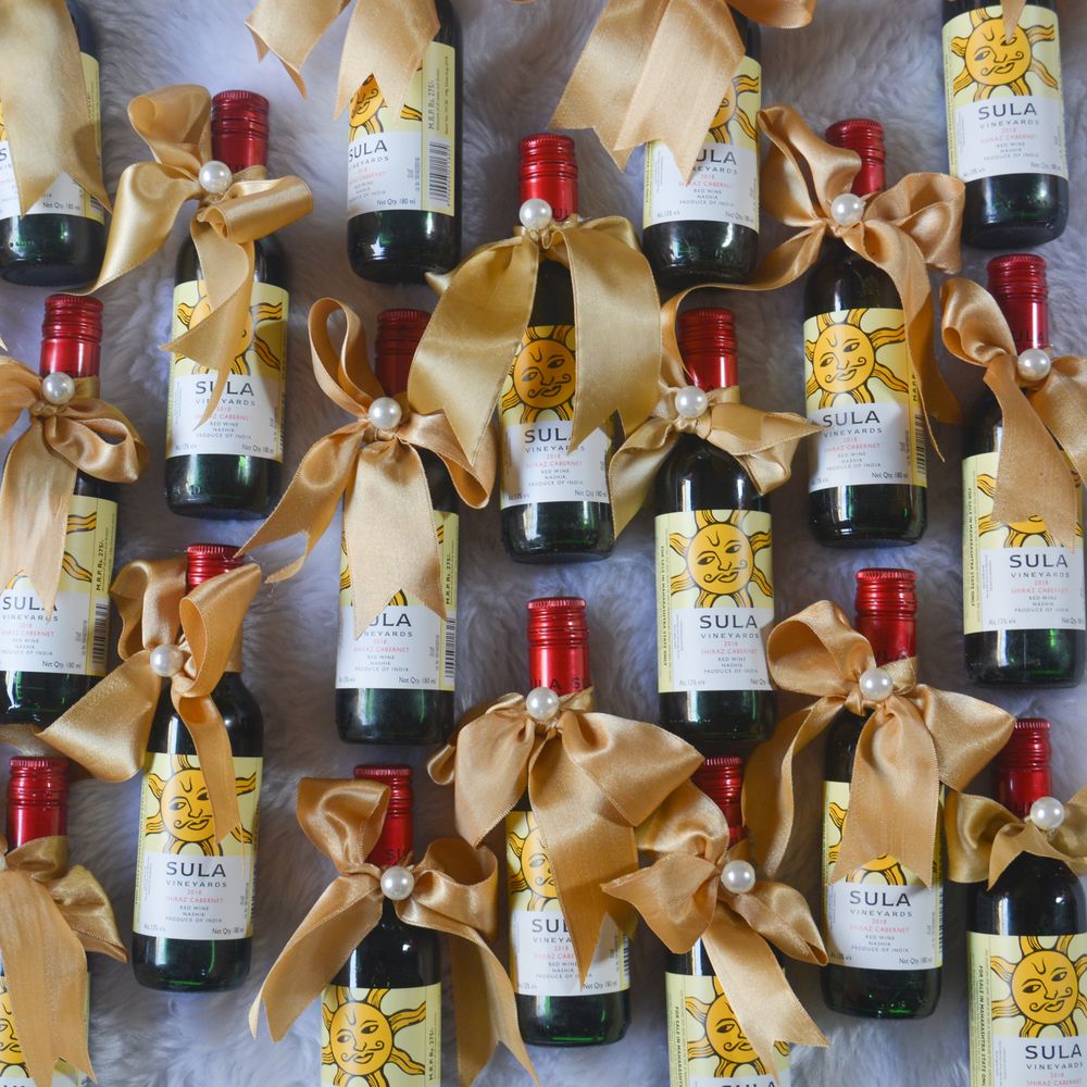 Photo From Bridesmaids & Groomsmen Gift Hampers - By Fluorescent Studios