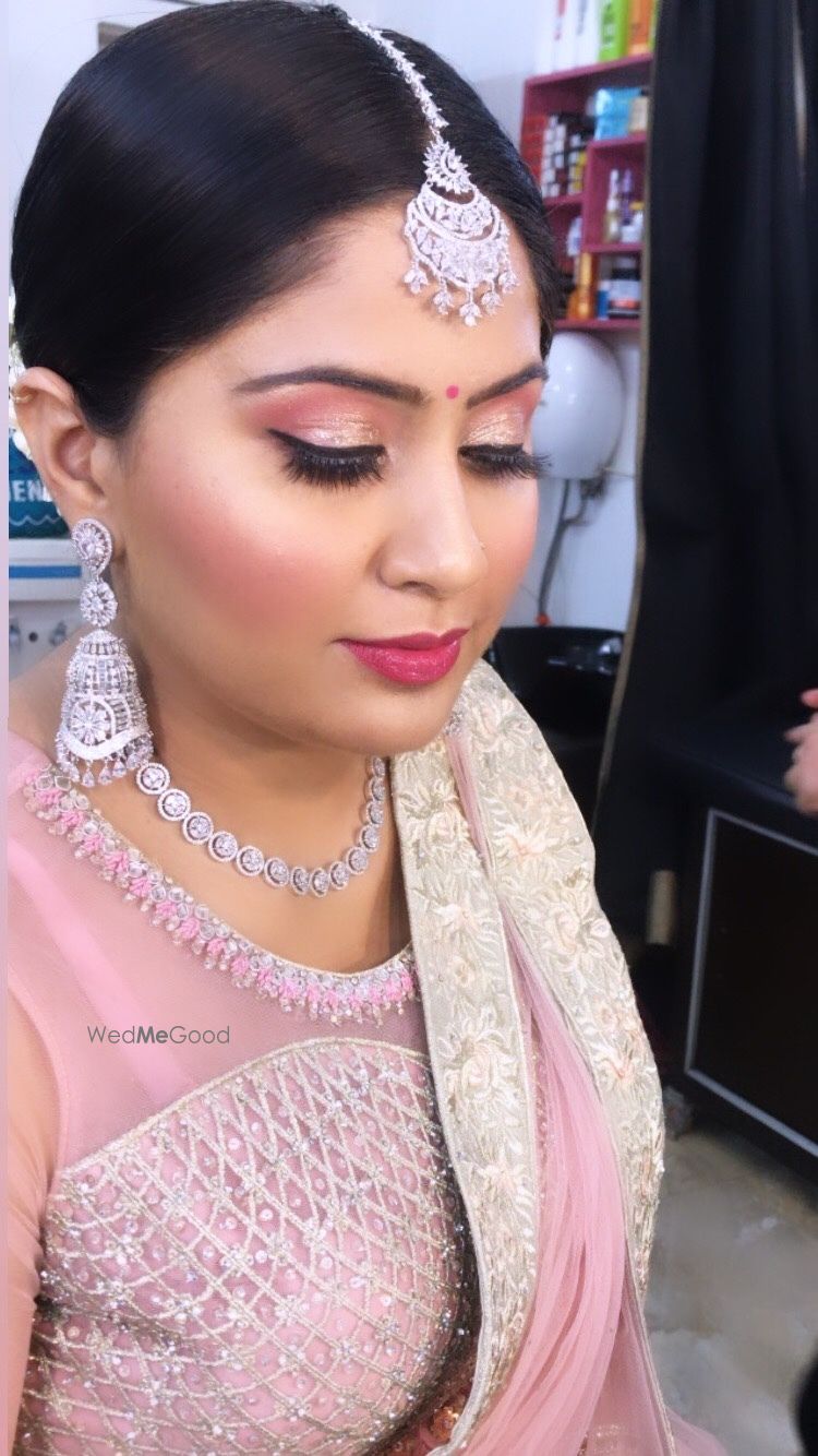 Photo From Party Makeup - By Makeover by Juhi