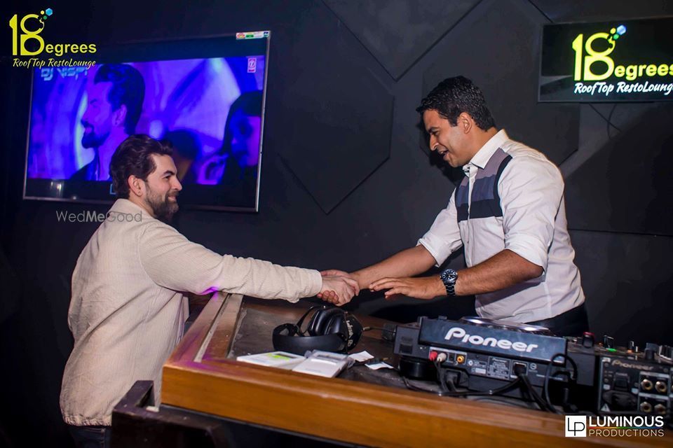 Photo From DJ Vispi Live with Neil Nitin Mukesh at 18 Degrees Rooftop - By DJ Vispi