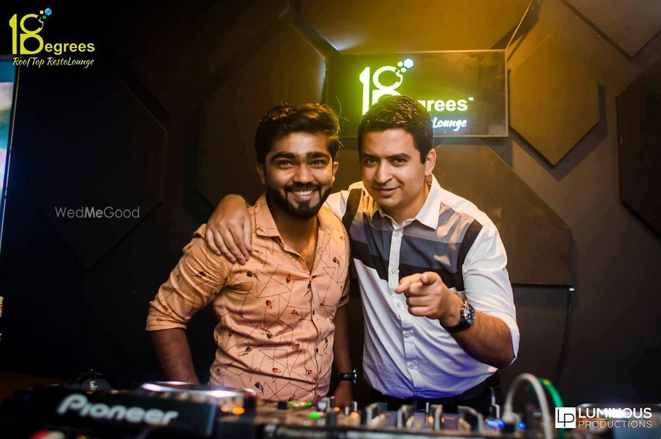 Photo From DJ Vispi Live with Neil Nitin Mukesh at 18 Degrees Rooftop - By DJ Vispi