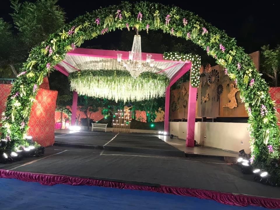 Photo From Party Plot Banquet Decoration  - By Decent Florist