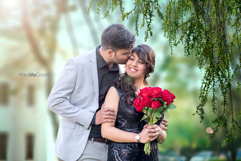 Photo From Avinash & Shradha Pre Wedding - By Capturing Life Production