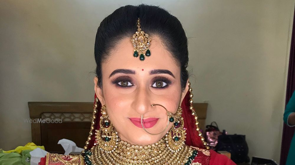 Tanisha Makeup Artist