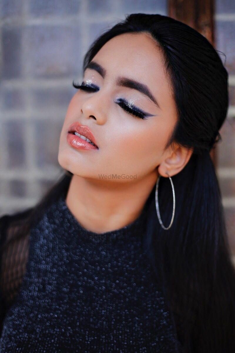 Photo From Red carpet look/glam/editorial ? - By Juhi Ahuja Makeup Artist 