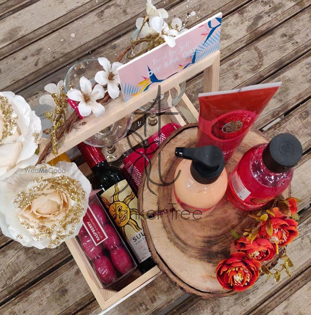 Photo From Pampering Hampers for all those beautiful ladies ;) - By Trinket Tree