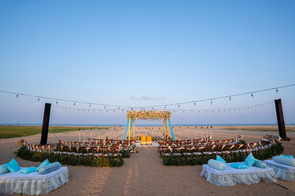 Photo From Beach Babe! - By Wedding Duo