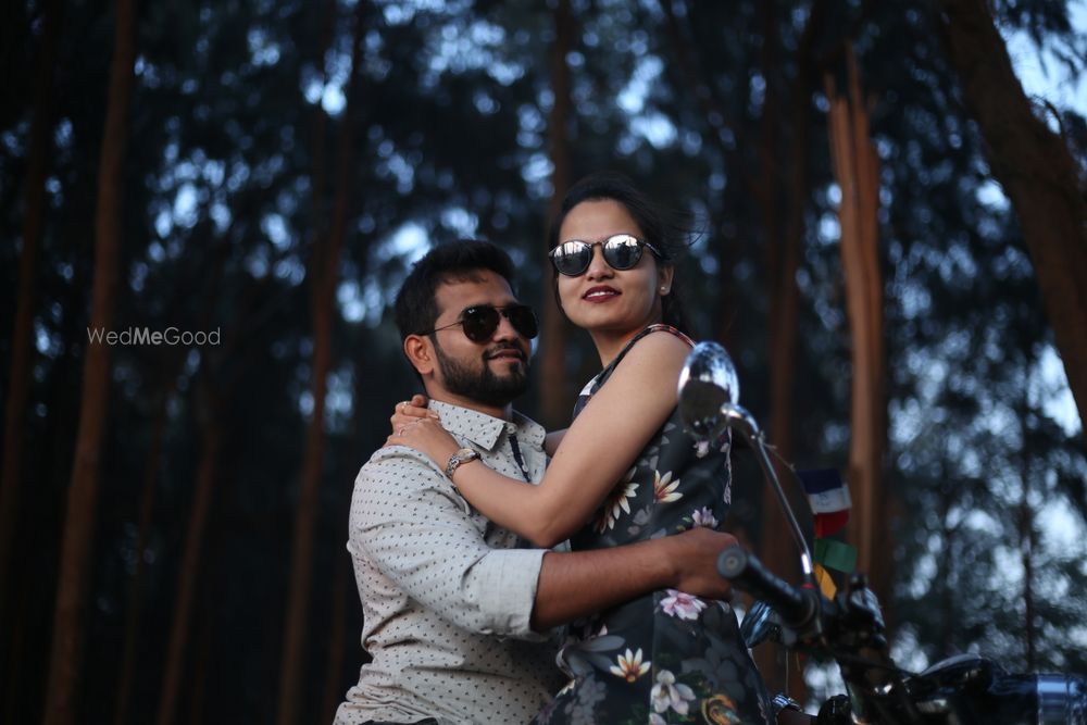 Photo From Pre wedding - Mandar With Shruti  - By Suprit Devlekar Photography