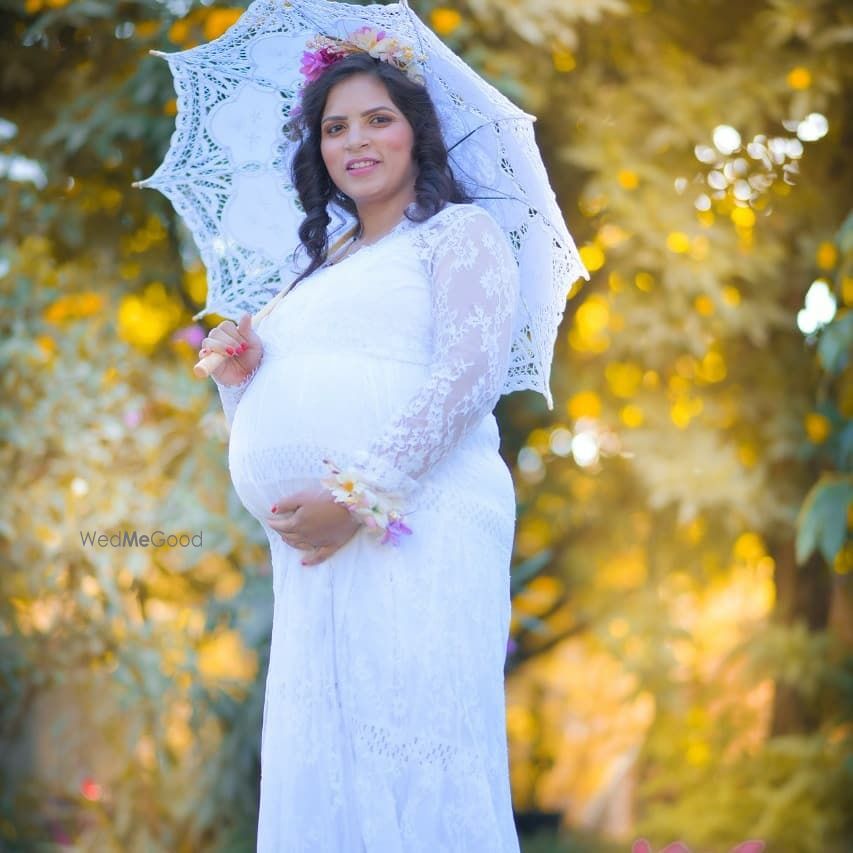 Photo From Maternity Shoot - By Aura by Tama Debb