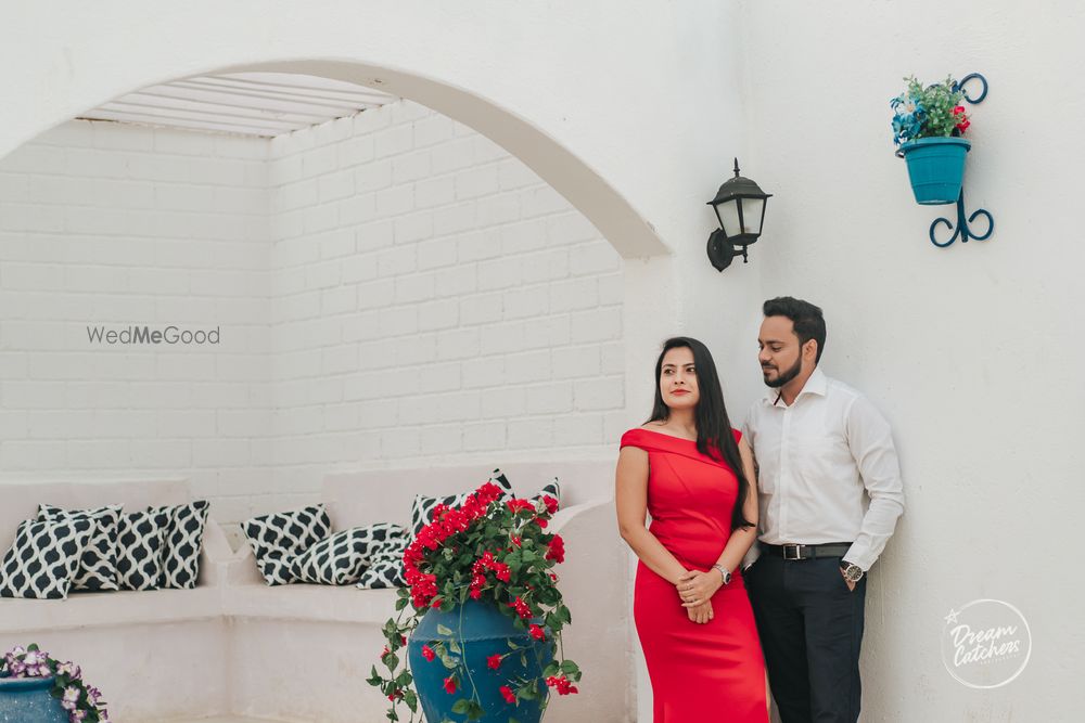 Photo From Akanksha & Amit Pre-Wedding | Sets in the City  - By Dreamcatchers Photography