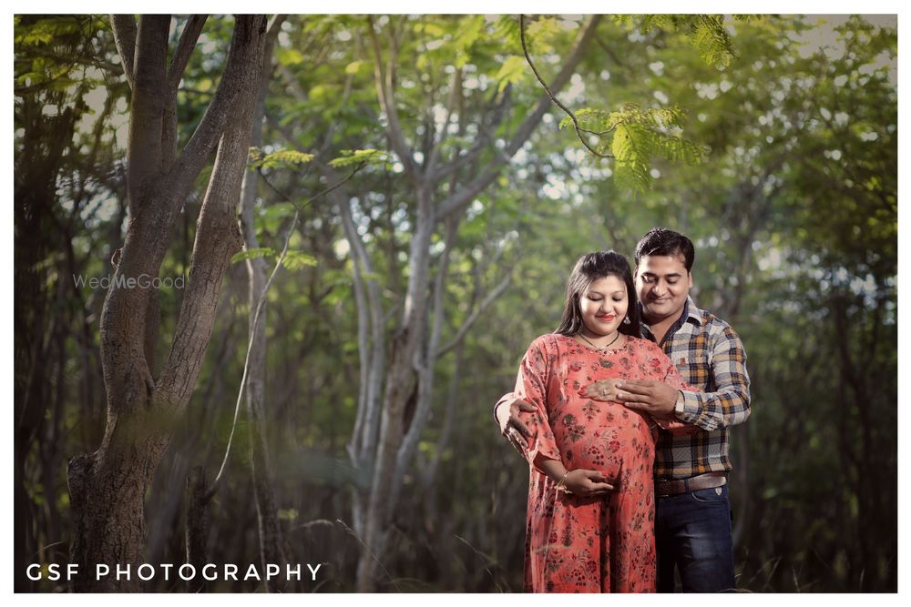 Photo From Maternity Shoot - By GsF Photography