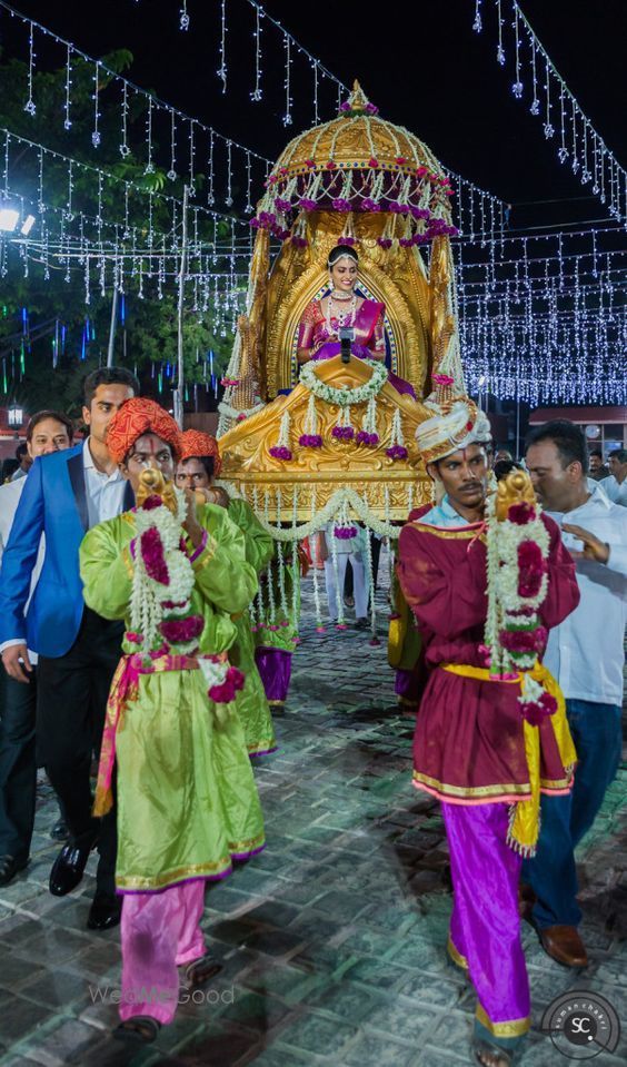 Photo From bride and groom grand entry - By Momentz Wedding Planner