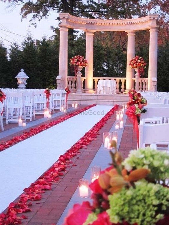 Photo From walk way or path way for wedding decor - By Momentz Wedding Planner