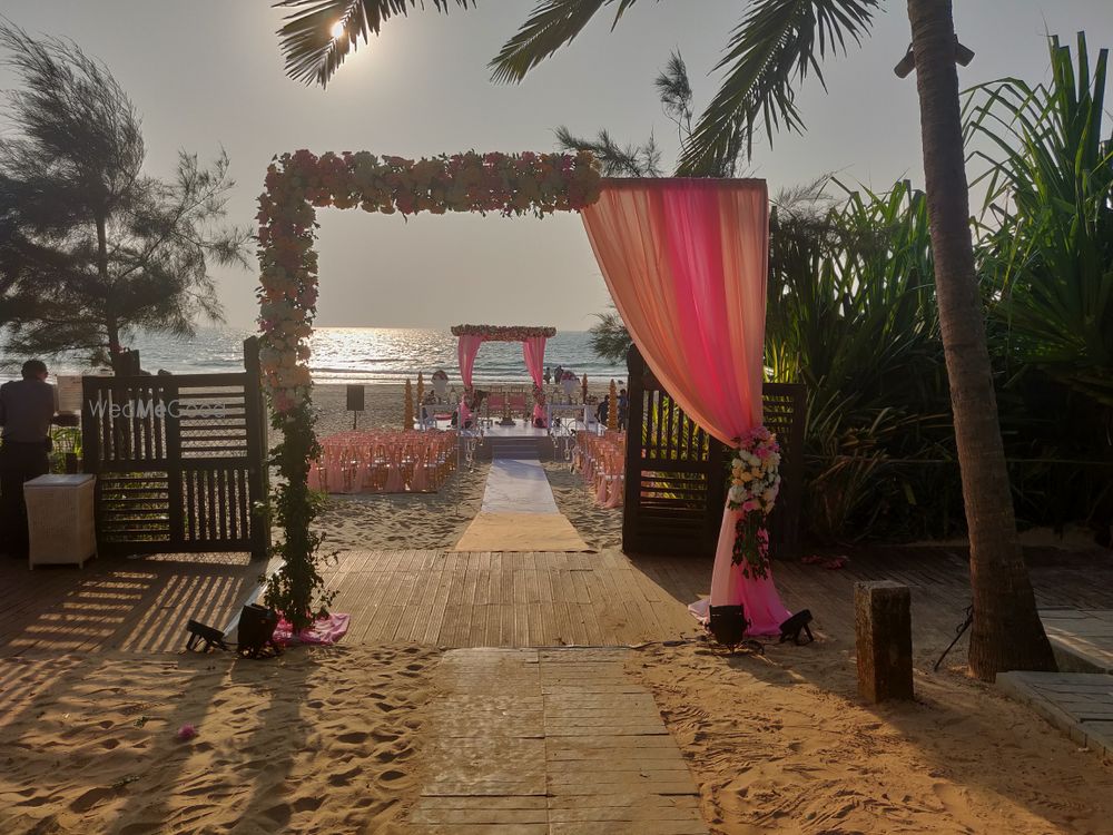 Photo From Aishwarya and Surbhi Wedding @Planet Hollywood Goa - By Kreative Events