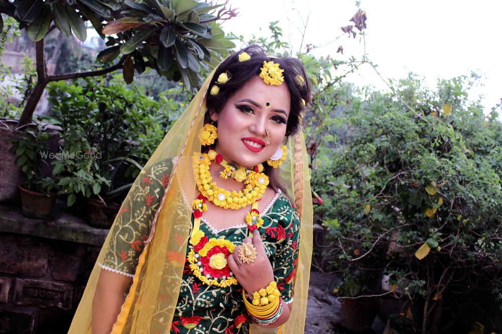 Photo From Haldi Look - By Dibya's Makeover