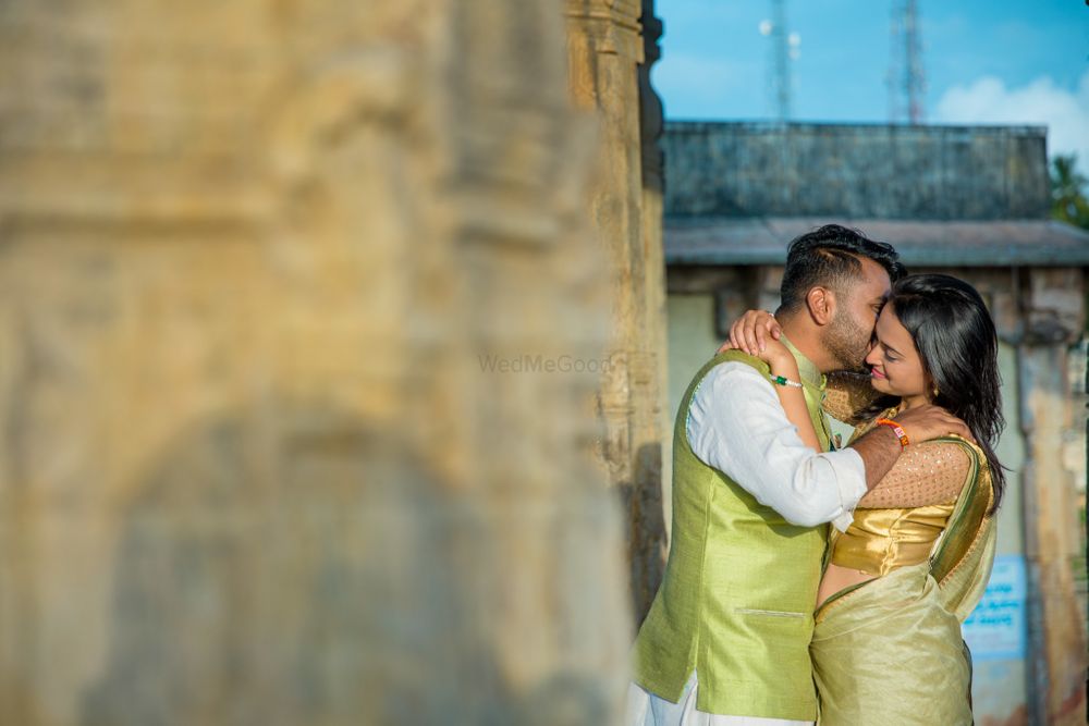 Photo From Akash & Rachita - Pre Wedding - By Nuptial Dairies