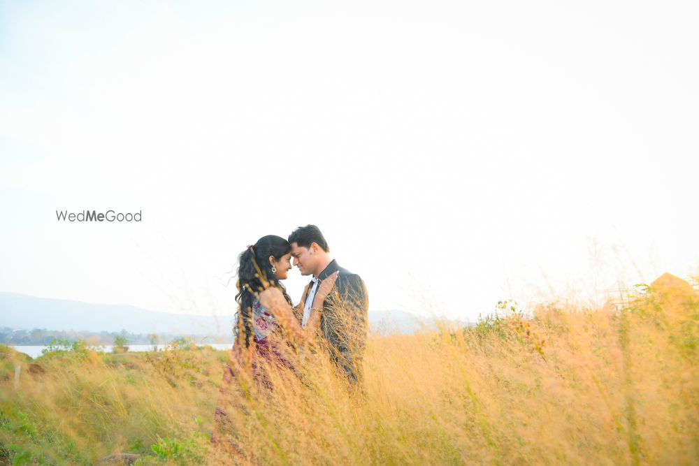 Photo From Pre-Wedding - By Mangesh Prasade Photography