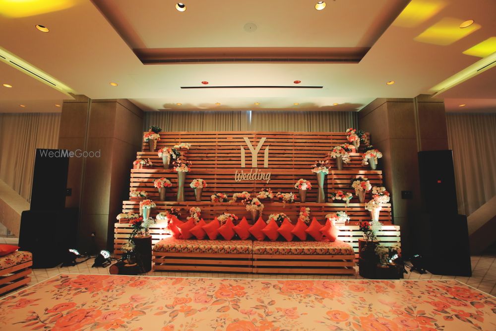 Photo From Yuktee & Mayoor - By FNP Floral Touch Dubai