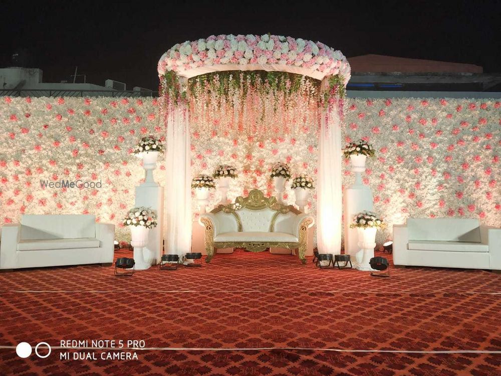 Photo From White Theme Wedding - By Skyway Events