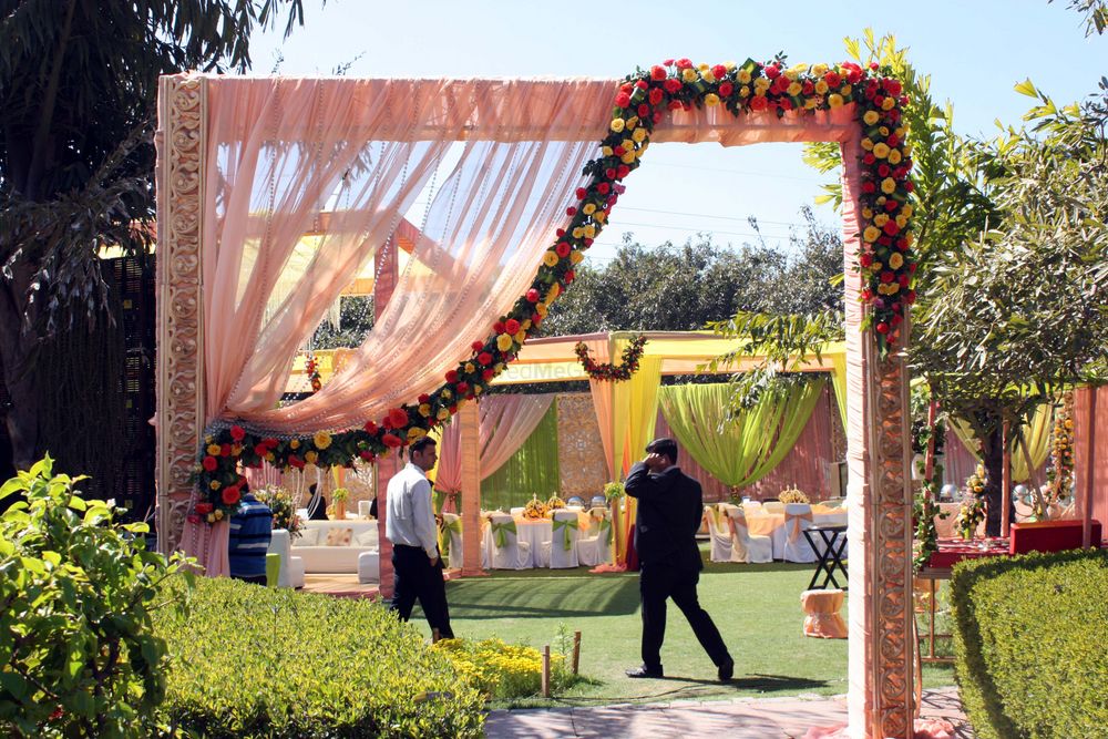 Photo From Western Mehndi Theme - By Vivah Luxury Weddings