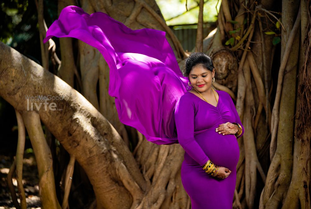 Photo From Maternity Shoot - By Studio Livfe