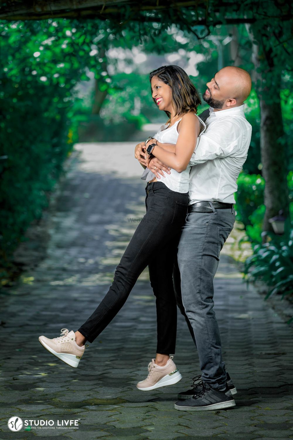 Photo From Couple Shoot - By Studio Livfe