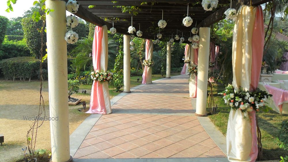 Photo From Peach & White Theme - By Vivah Luxury Weddings