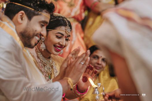 Photo From Grand Wedding of Veeru and Madhuri! - By SDS Studio