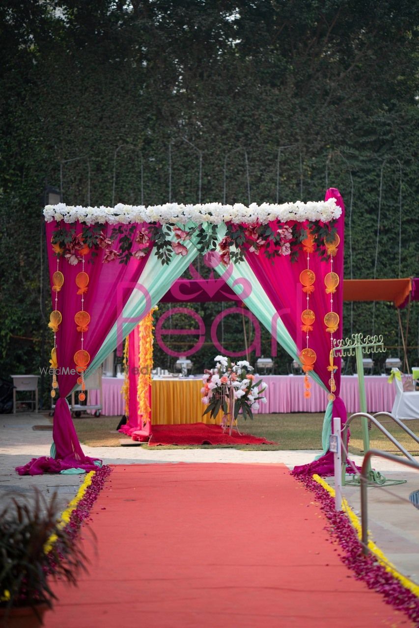 Photo From Ayushi Mehendi  - By Pearl Weddings and Entertainment