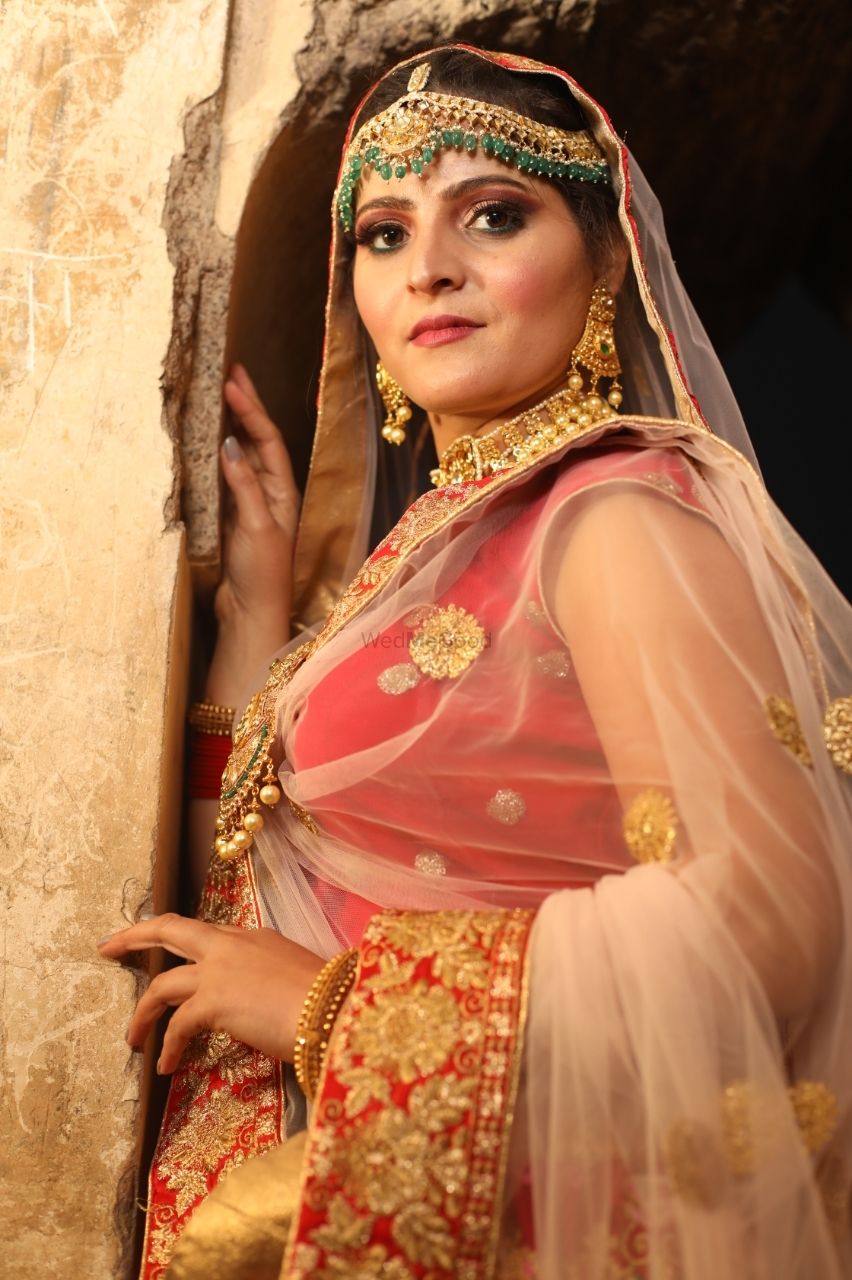 Photo From Bride Onika - By Makeovers by Simran Arora