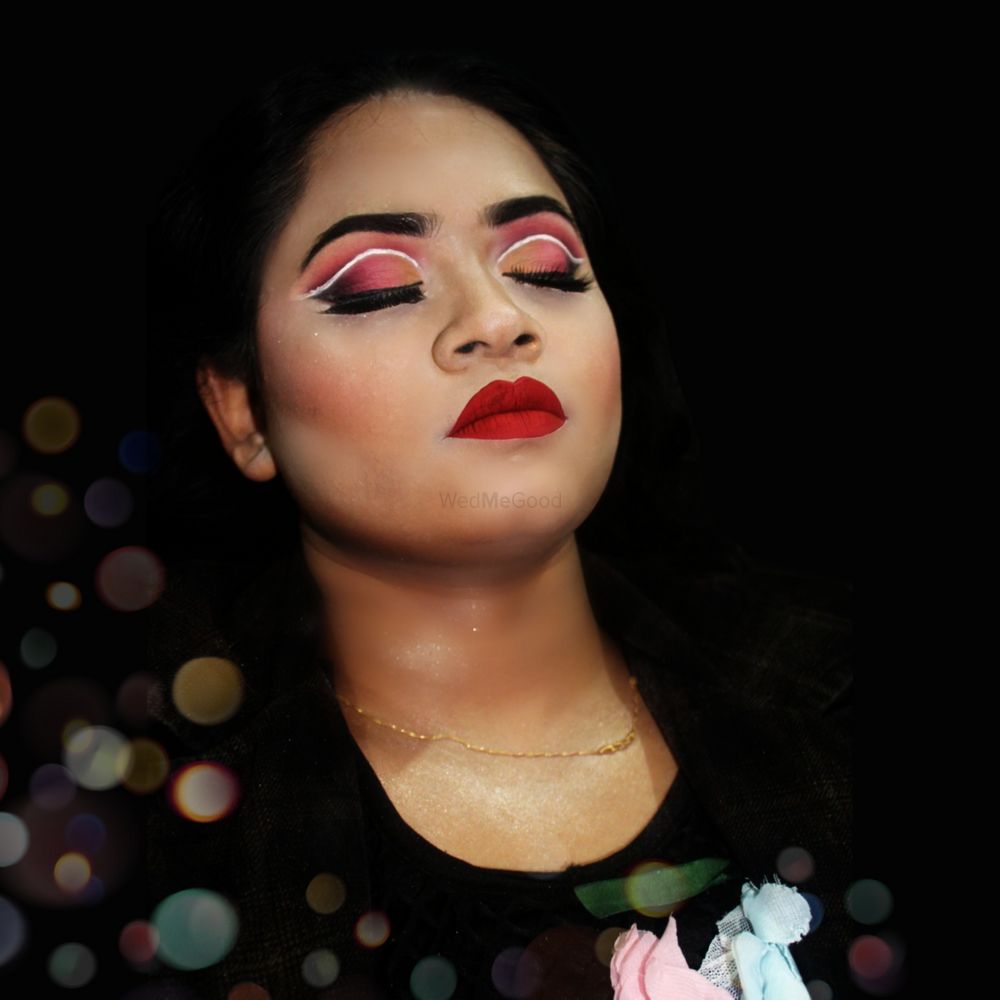 Photo From Portfolio - By Sunainee's Makeovers