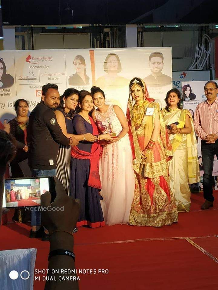 Photo From Winner of Best makeup artist Chhattisgarh award - By Sunainee's Makeovers