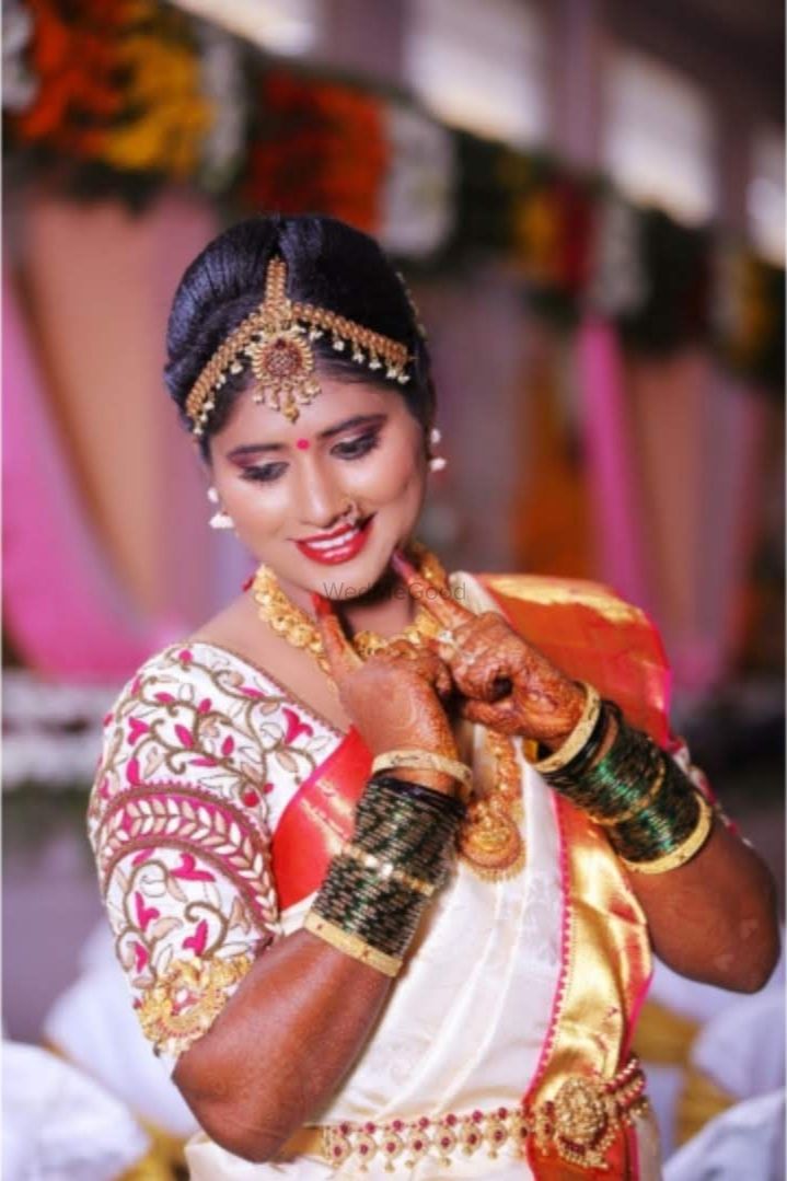 Photo From Bride Nisagra - By Makeovers by Ananya