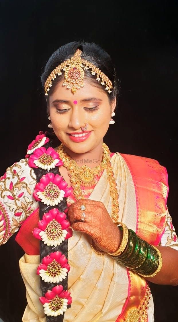 Photo From Bride Nisagra - By Makeovers by Ananya