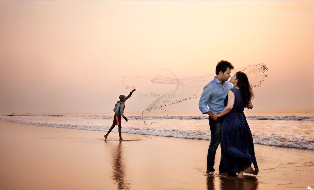 Photo From couple shoot - By Moments Edge Photos